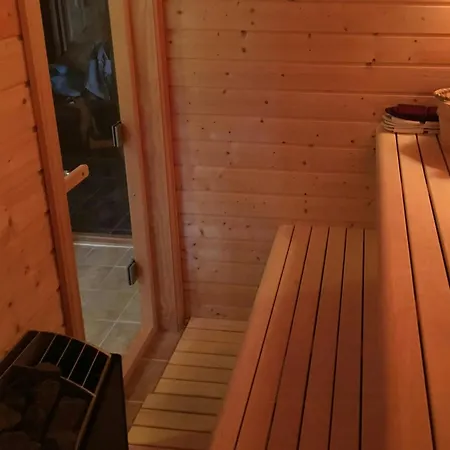 Countryside With Jacuzzi Near Stryn Feriehus Solberg (Sogn og Fjordane)