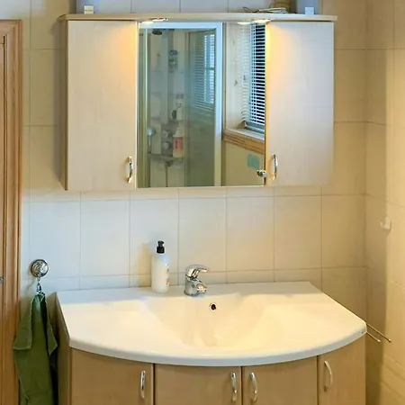 Countryside With Jacuzzi Near Stryn Feriehus