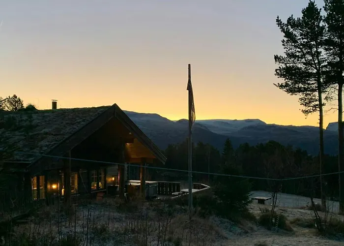 Countryside With Jacuzzi Near Stryn * Solberg (Sogn og Fjordane)